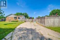 5122 COLBOURNE DRIVE | Windsor Ontario | Slide Image Forty-six
