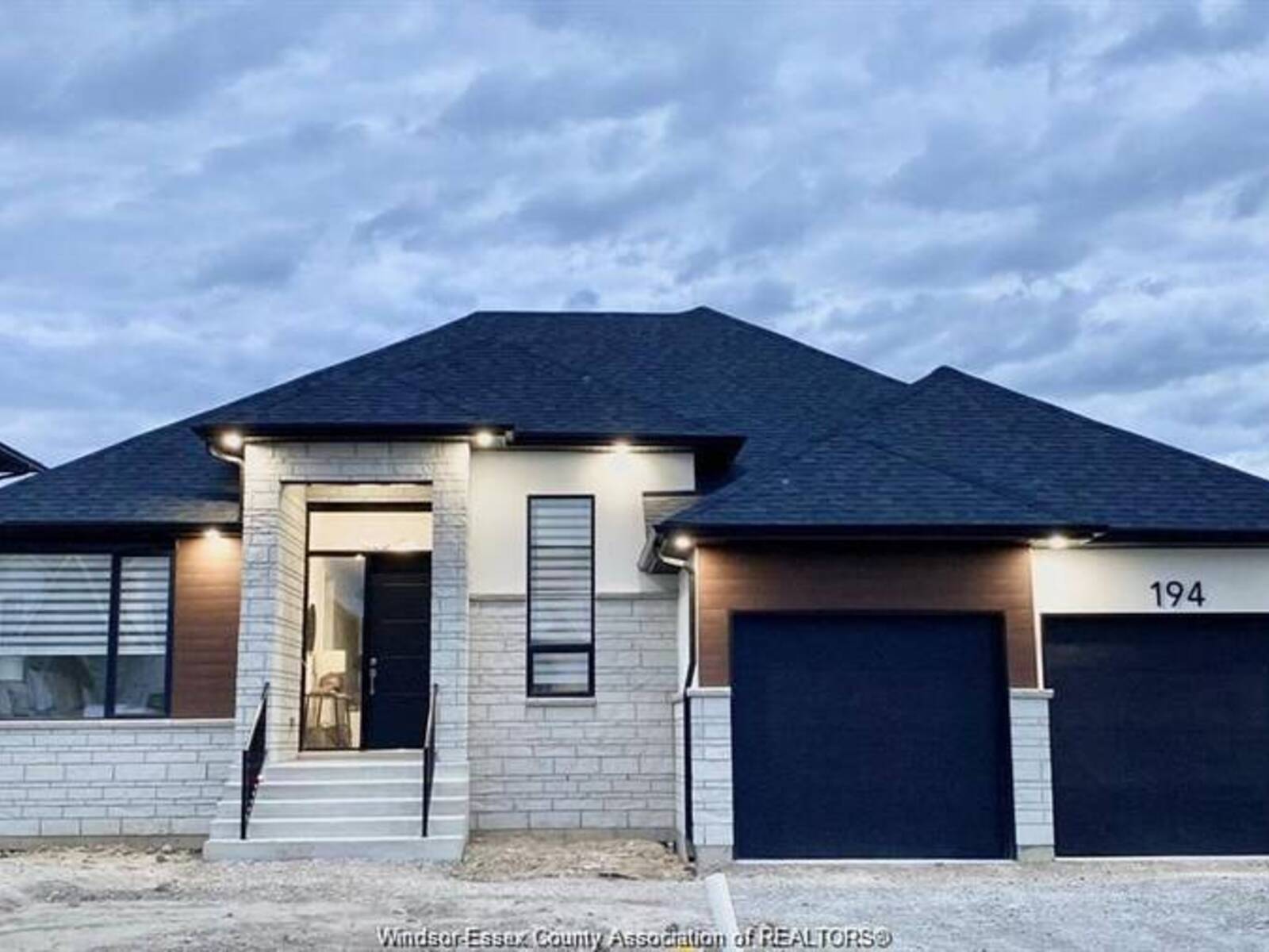 188 Whelan, Amherstburg, Ontario N9V 0G9
