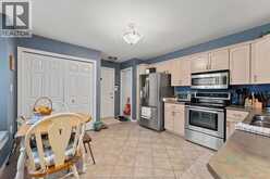 7 CHEROKEE LANE | Leamington Ontario | Slide Image Ten