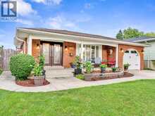 9975 HOLLY CRESCENT | Windsor Ontario | Slide Image Six