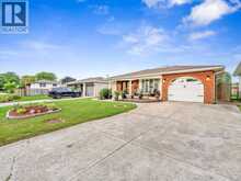 9975 HOLLY CRESCENT | Windsor Ontario | Slide Image Three