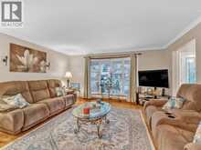 9975 HOLLY CRESCENT | Windsor Ontario | Slide Image Twelve