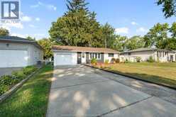1 LONGFIELD LANE | Leamington Ontario | Slide Image Three