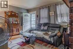 344-46 Elm AVENUE | Windsor Ontario | Slide Image Six