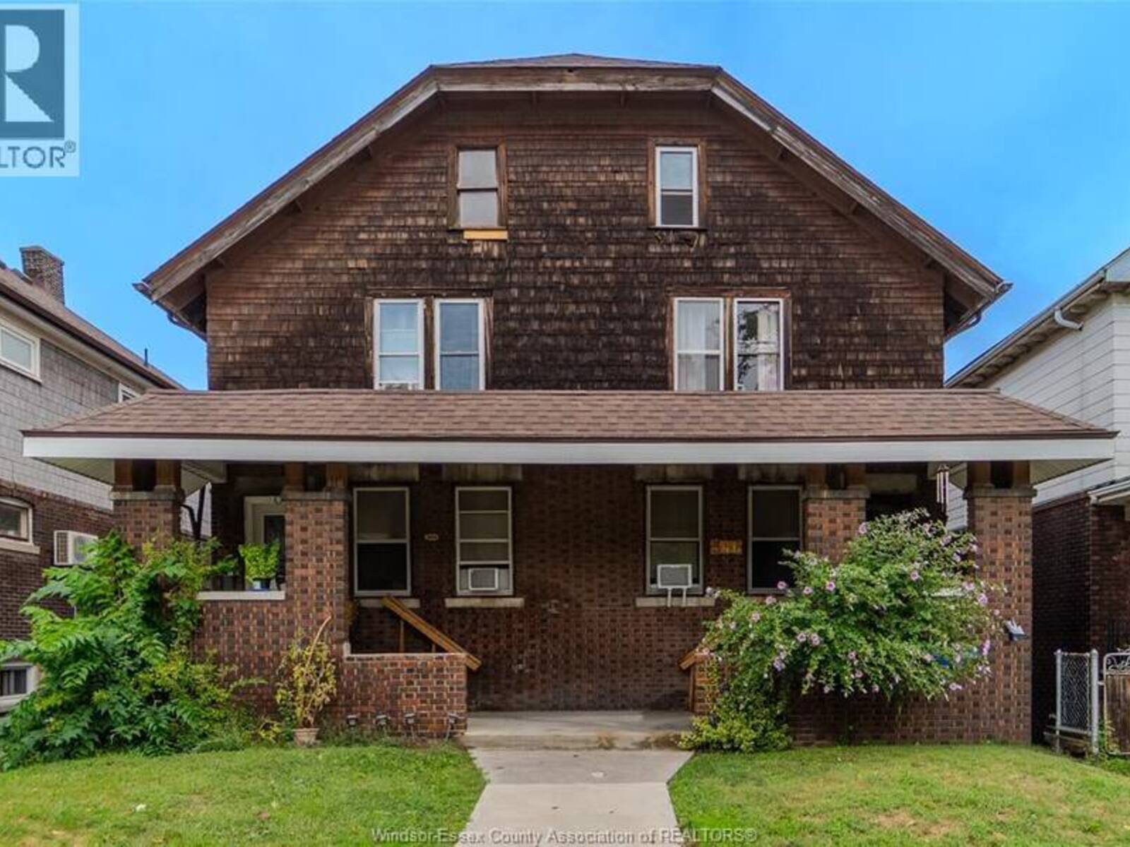 344-46 Elm AVENUE, Windsor, Ontario N9A 5H1