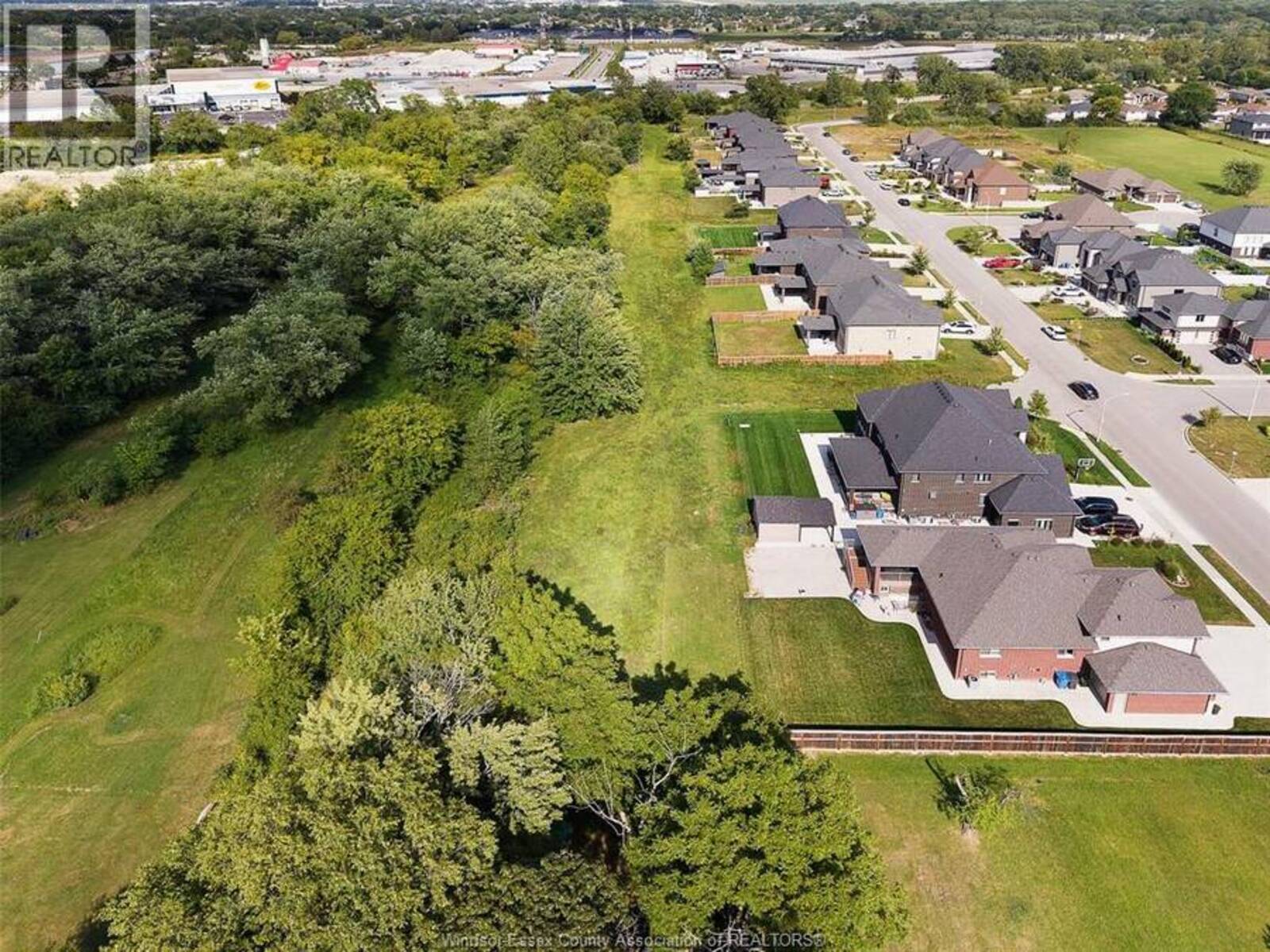 V/L OAKRIDGE AVENUE, Windsor, Ontario N9E 3N5