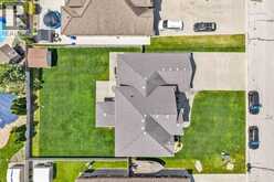 1049 HUNTINGTON BOULEVARD | Lakeshore Ontario | Slide Image Four