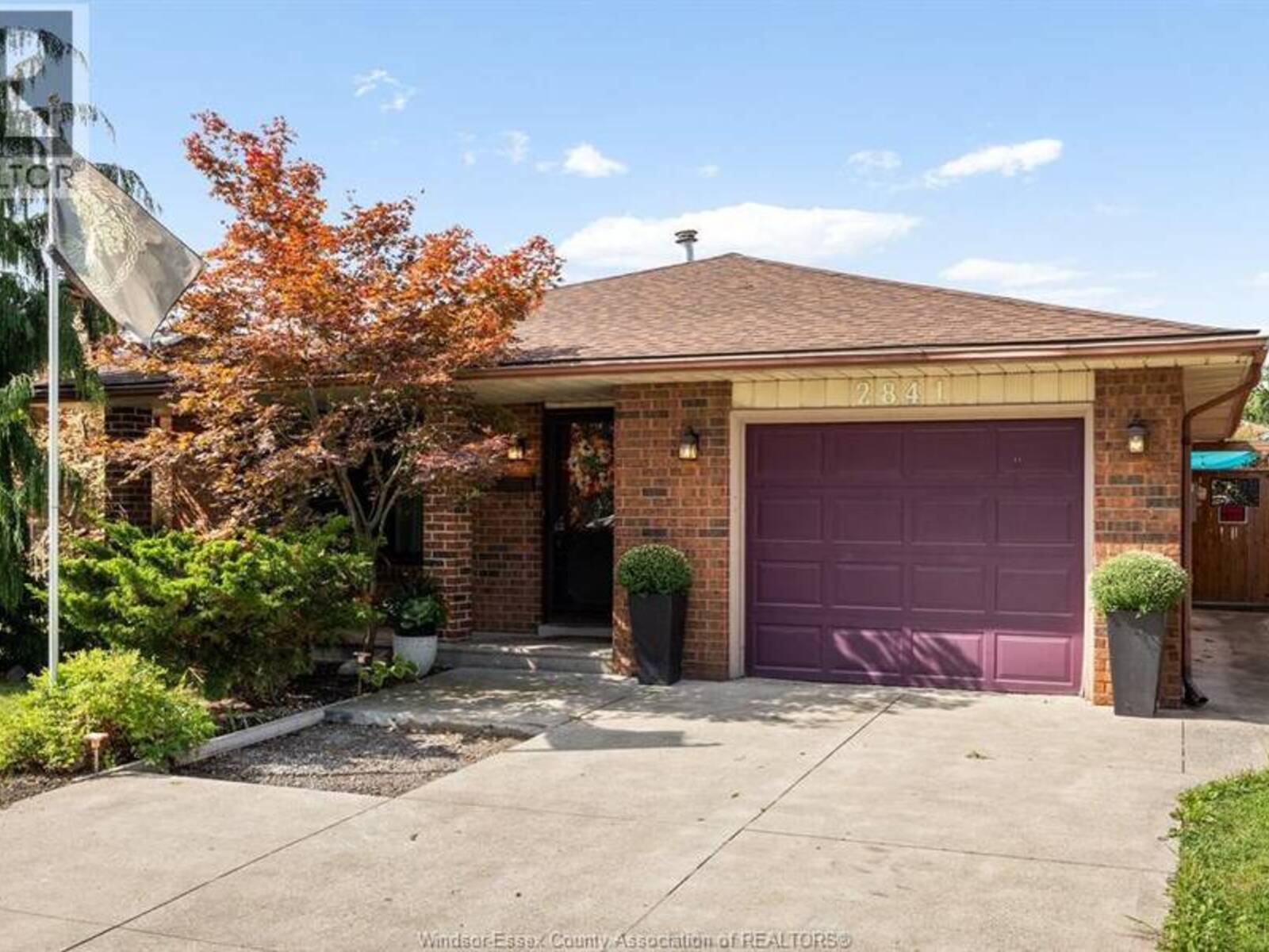 2841 GARVEY CRESCENT, Windsor, Ontario N8W 4W7
