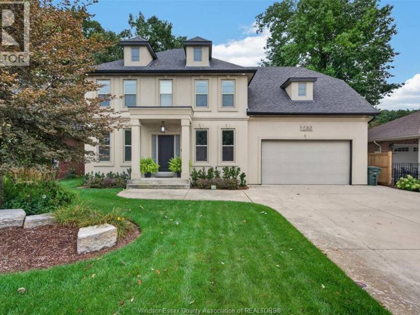 1230 MAPLE AVENUE, LaSalle, Ontario N9J 1N3