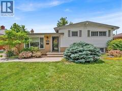 3939 LONGFELLOW Windsor Ontario, N9G 2B4