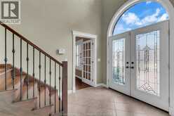 2259 ST PATRICK'S AVENUE | Windsor Ontario | Slide Image Nineteen