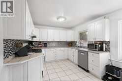 2725 BUCKINGHAM DRIVE | Windsor Ontario | Slide Image Seventeen