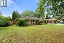 2725 BUCKINGHAM DRIVE | Windsor Ontario | Slide Image Three