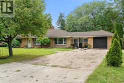 2725 BUCKINGHAM DRIVE | Windsor Ontario | Slide Image Five