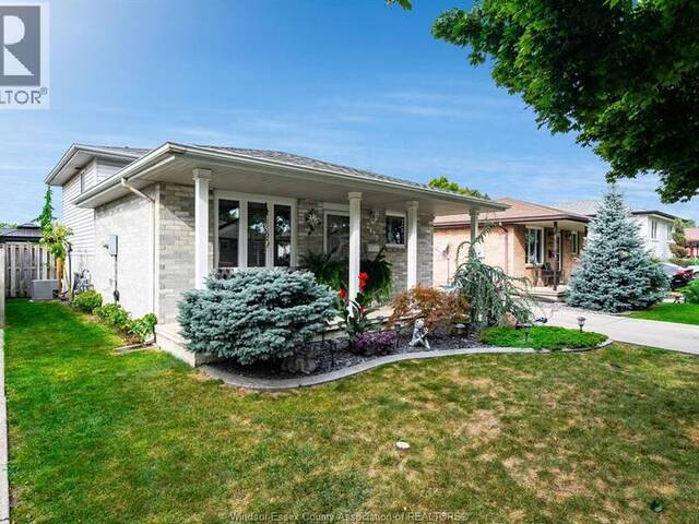 2677 Robert ROAD Windsor Ontario, N8W 5L8 - 2 Bedrooms Home For Sale