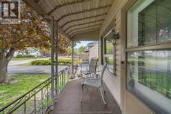 623 EDINBOROUGH | Windsor Ontario | Slide Image Five