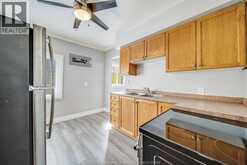623 EDINBOROUGH | Windsor Ontario | Slide Image Nine