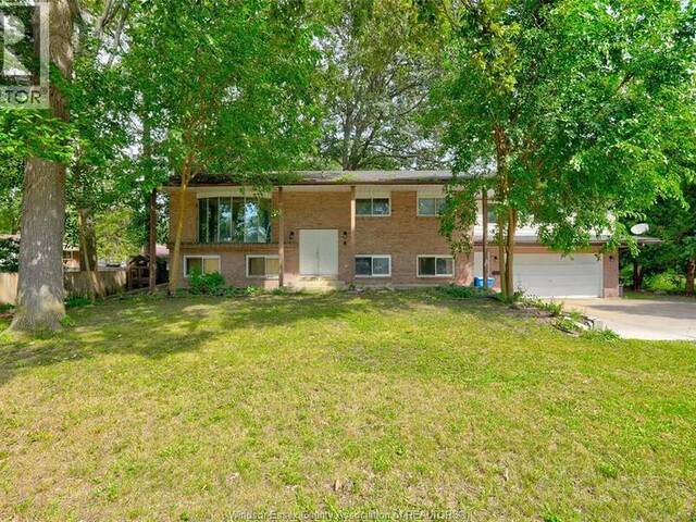 725 MAPLE AVENUE LaSalle Ontario, N9J 2P5 - 5 Bedrooms Home For Sale