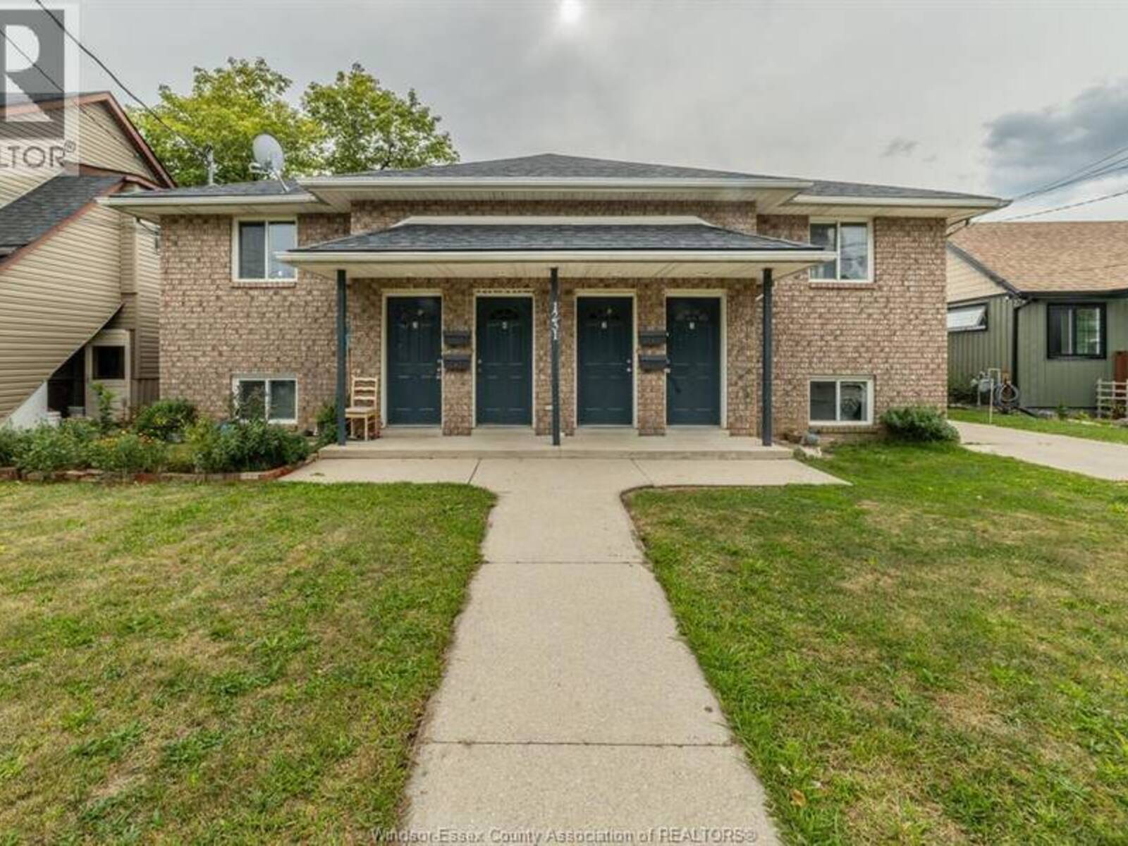 1231 HIGH STREET, Windsor, Ontario N8Y 4B1