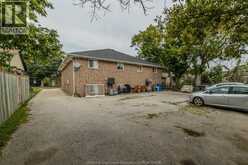 1231 HIGH STREET | Windsor Ontario | Slide Image Twenty-nine