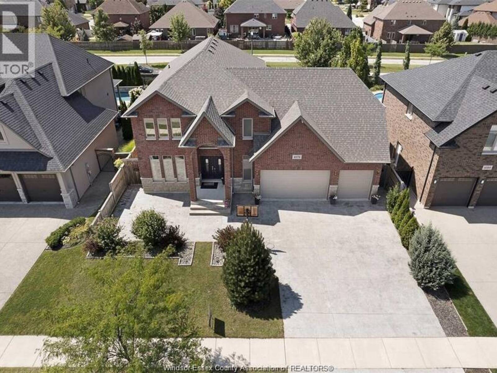 1078 CHARLOTTE, Belle River, Ontario N8L 0X8