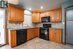 583 BERTHA | Windsor Ontario | Slide Image Ten