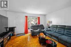 6728 ROSE-VILLE GARDEN DRIVE Unit# 15 | Windsor Ontario | Slide Image Five