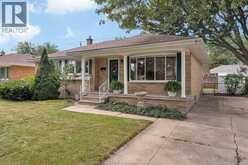 923 GREENDALE DRIVE | Windsor Ontario | Slide Image Three