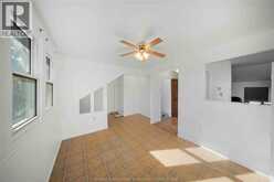 2404 Howard AVENUE | Windsor Ontario | Slide Image Sixteen