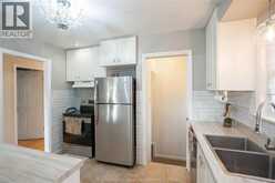 2250 Woodlawn AVENUE | Windsor Ontario | Slide Image Nine