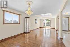 1695 MERIDIAN STREET | Windsor Ontario | Slide Image Eight