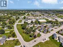 3 ROBIN CRESCENT | Windsor Ontario | Slide Image Thirty-one