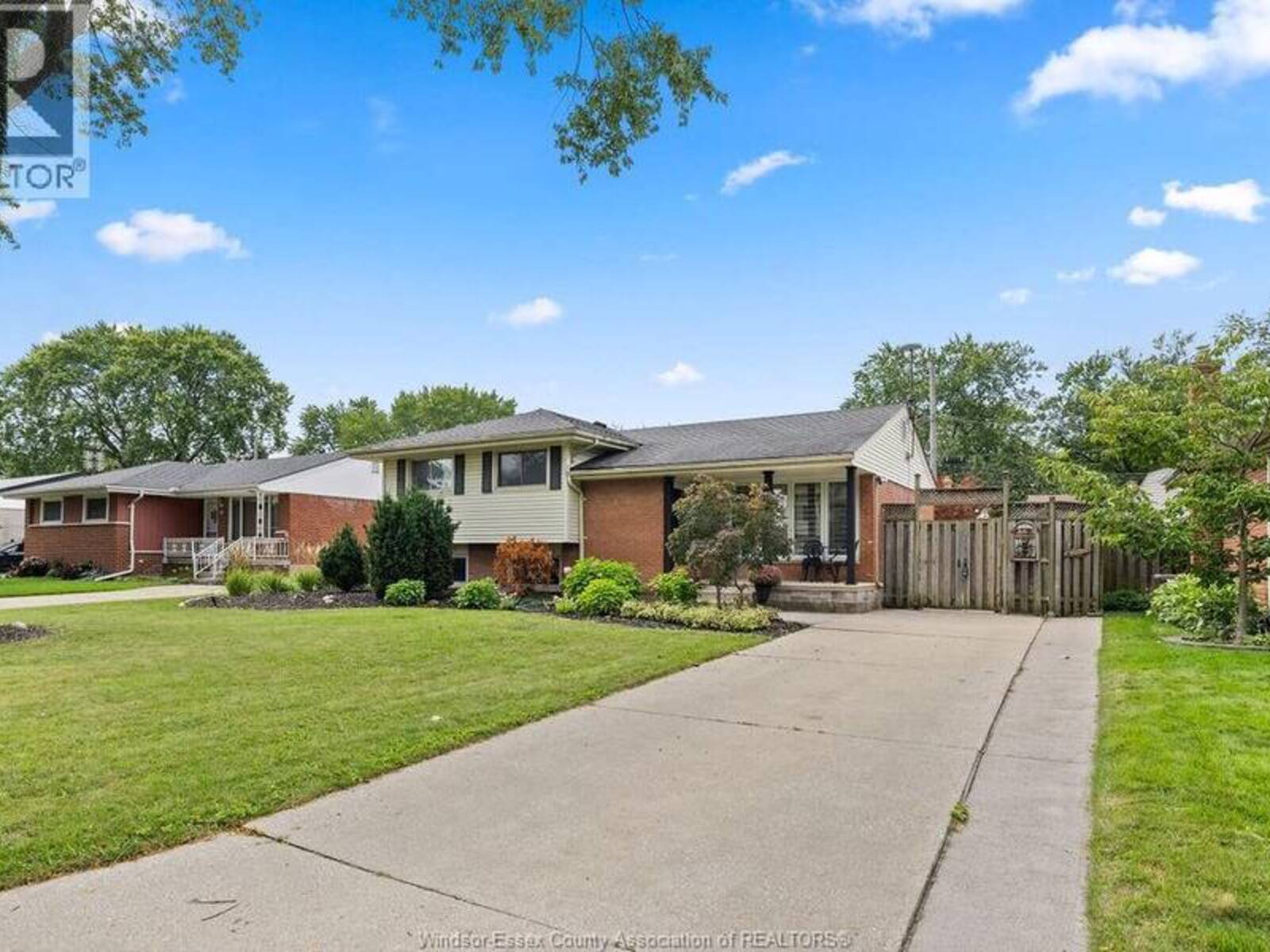 1023 MARJORIE DRIVE, Windsor, Ontario N8S 4A2