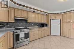 2705 LOMBARDY CRESCENT | LaSalle Ontario | Slide Image Fourteen