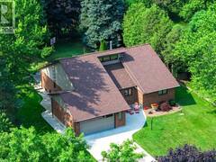 621 County Rd 20 Kingsville Ontario, N9Y 2E6