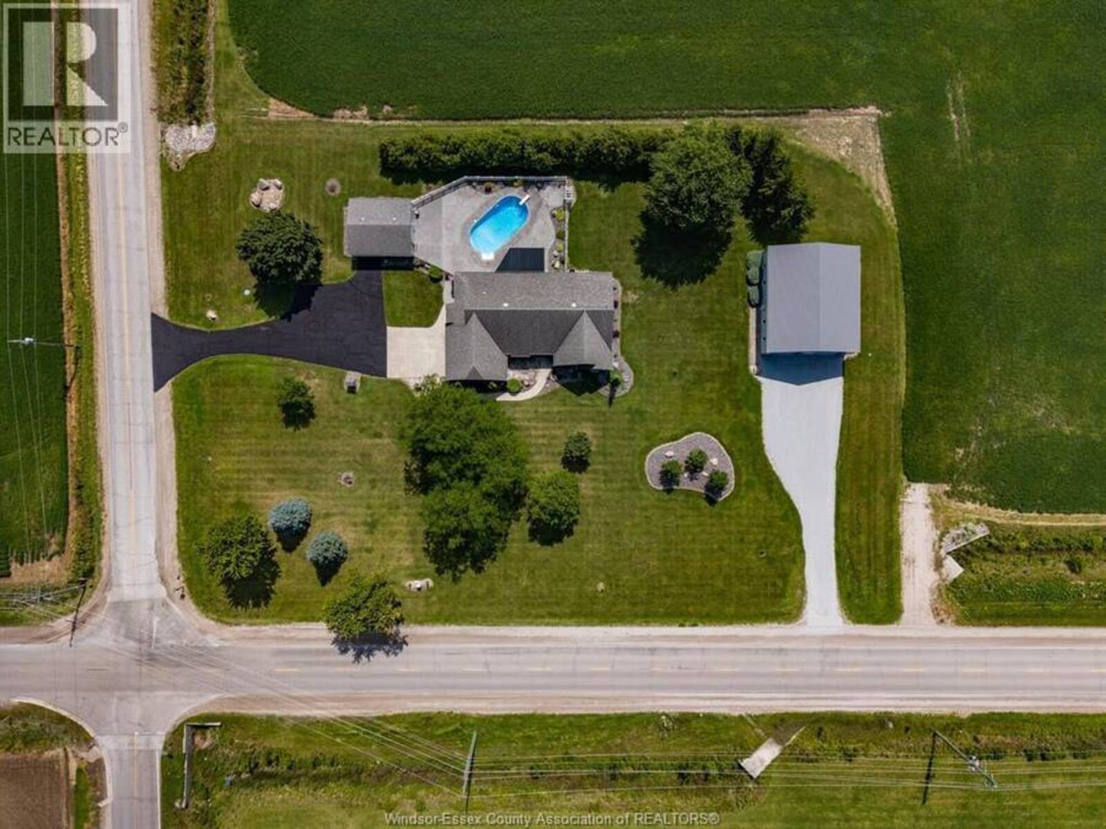 23360 KING & WHITTLE ROAD, Tilbury, Ontario N0P 2L0