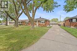 2618 ASKIN AVENUE | Windsor Ontario | Slide Image Two