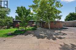 236 Deerbrook DRIVE | Lakeshore Ontario | Slide Image Four