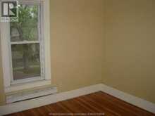 427 GLADSTONE AVENUE | Windsor Ontario | Slide Image Eleven