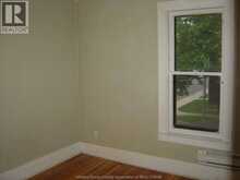 427 GLADSTONE AVENUE | Windsor Ontario | Slide Image Twelve