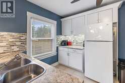 2457 TURNER | Windsor Ontario | Slide Image Nine