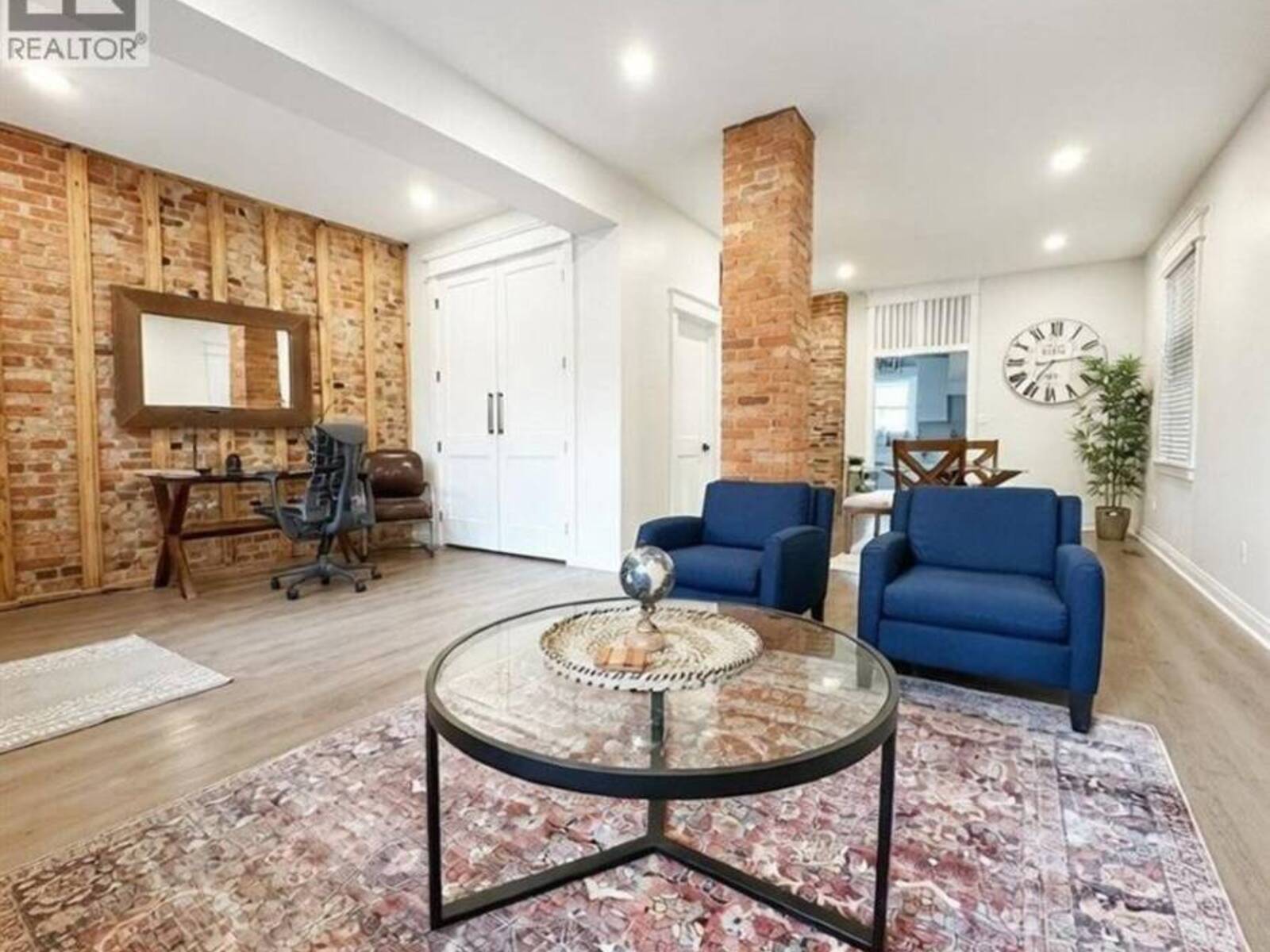 763 MONMOUTH ROAD, Windsor, Ontario N8Y 3L3
