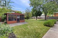 2761 NORMAN | Windsor Ontario | Slide Image Eighteen