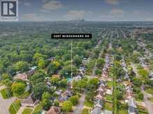 2567 WINDERMERE | Windsor Ontario | Slide Image Thirty-one
