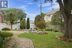3590 HUNTINGTON AVENUE | Windsor Ontario | Slide Image Forty-four
