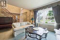 3590 HUNTINGTON AVENUE | Windsor Ontario | Slide Image Seven