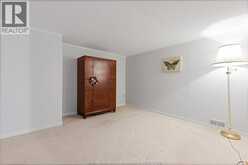 2642 NORFOLK PINES CRESCENT Unit# 15 | Windsor Ontario | Slide Image Twenty-one