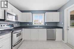 2385 GATWICK | Windsor Ontario | Slide Image Fifteen