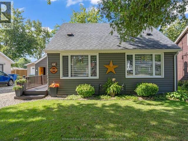 44 HANLAN STREET North Essex Ontario, N8M 1J9 - 3 Bedrooms Home For Sale