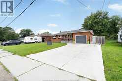 205 GOSFIELD TOWNLINE EAST | Essex Ontario | Slide Image Four
